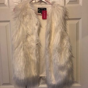 Fur vest